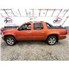 Image 23 : PARKSVILLE - 2007 CHEVROLET AVALANCHE ORANGE  204674 KMS - 305809-4