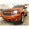 Image 2 : PARKSVILLE - 2007 CHEVROLET AVALANCHE ORANGE  204674 KMS - 305809-4