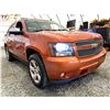 Image 8 : PARKSVILLE - 2007 CHEVROLET AVALANCHE ORANGE  204674 KMS - 305809-4