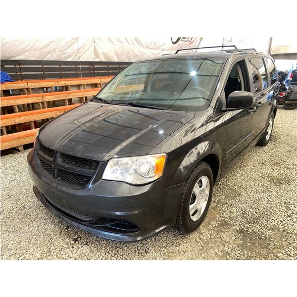 PARKSVILLE - 2012 DODGE GRAND CARAVAN GREY 264922 KMS - 102272-2