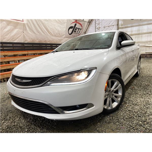 PARKSVILLE - 2015 CHRYSLER 200 WHITE 228429 KMS - 525492-1