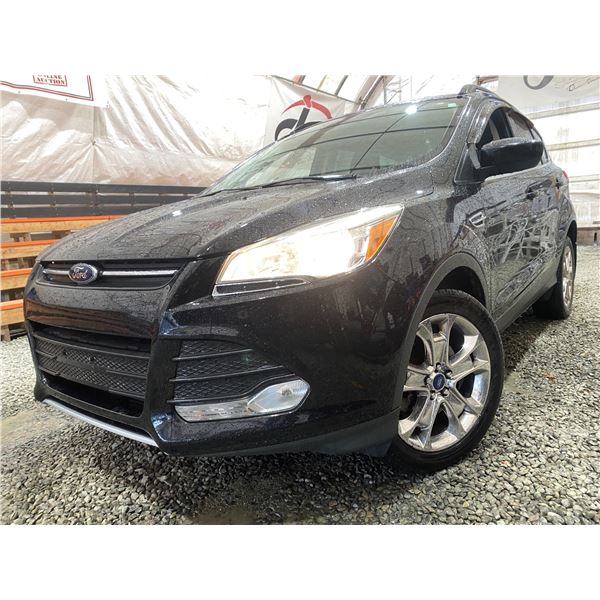 PARKSVILLE - 2016 FORD ESCAPE BLACK 173187 KMS - A41260-1