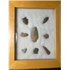 Image 1 : (8) Native American or Indian BIRD POINTS and Small ARROWHEADS in a Glass Display