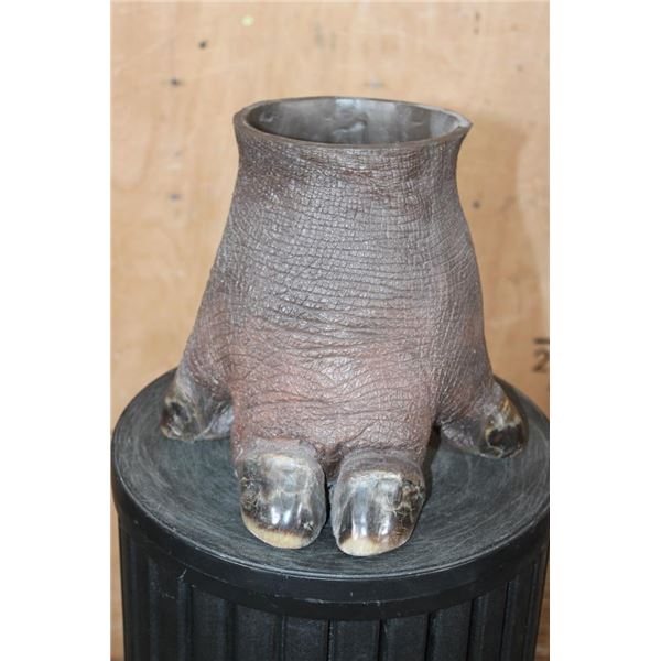 *Real Skin* HIPPOPOTAMUS Foot Canister