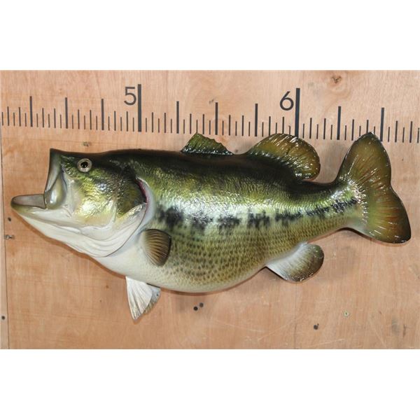 XXL Reproduction LARGE MOUTH BASS Fish Mount