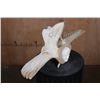 Image 3 : Alaskan Native or Inuit Hand-carved WHALE Vertebra Sculpture