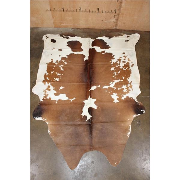 *Brand New* Brown and White COWHIDE or COWHIDE Rug