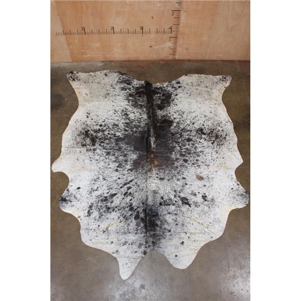 *Brand New* Black and White Speckled COWHIDE or COWHIDE Rug