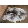 Image 2 : *Brand New* Black and White Speckled COWHIDE or COWHIDE Rug
