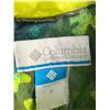 Image 4 : Columbia Kids Winter Coat Size 3T, 2 Pairs Kids Shoes, Pillow Case and Duvet Cover