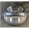 Image 13 : Kitchen Appliances: Instant Pot Duo Plus, Cuisinart Waffle Maker, Salton Rice Cooker