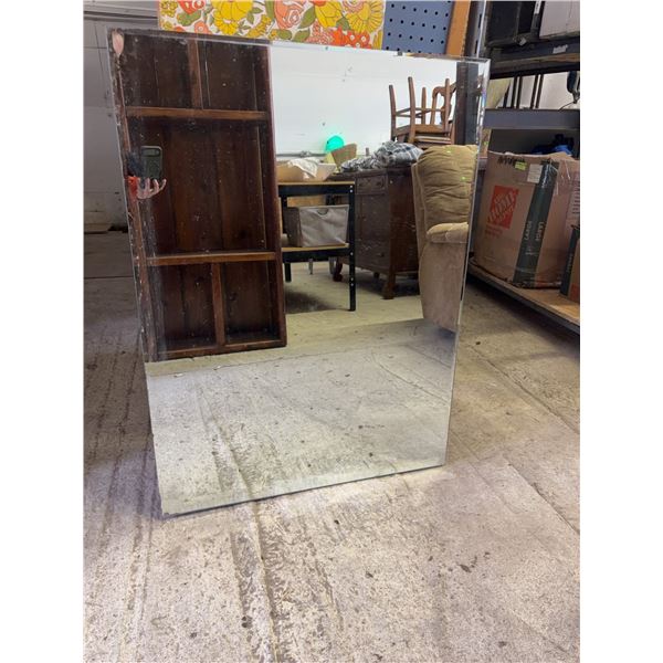 Rectangular Glass Wall Mirror With Peacoch Guarantee