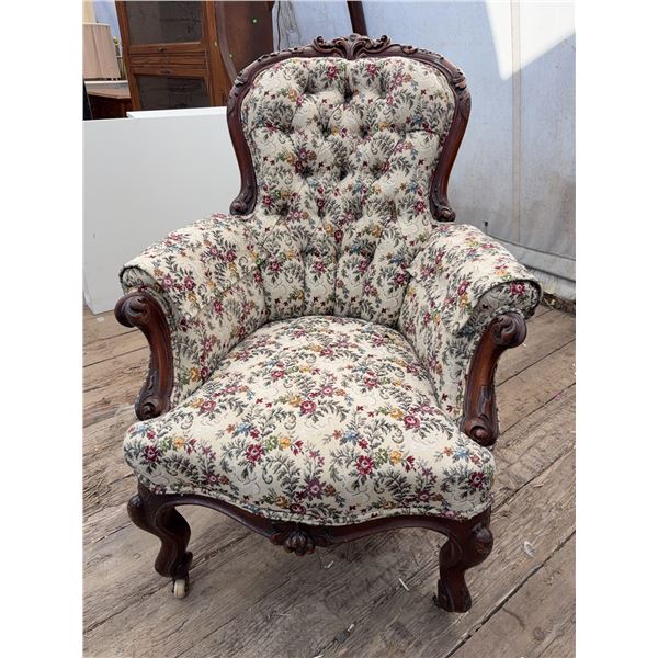 Upholstered Carved Wood Armchair with Tufted Backrest