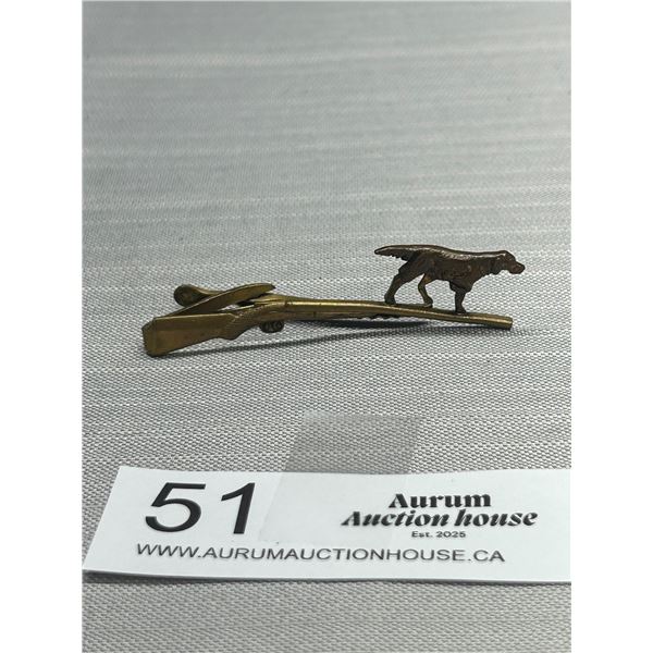 Antique Hunters Motif Tie Pin Collectible
