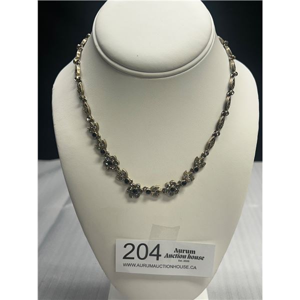 A Very Nice Vintage Rhinestone Necklace