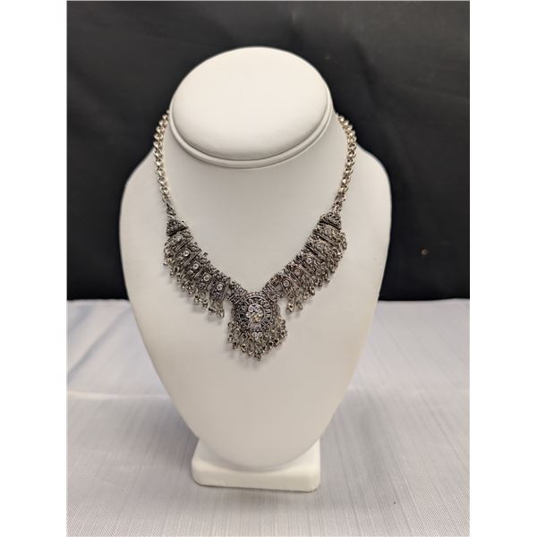 Vintage Silver Tone Metalw/Rhinestones Choker Necklace