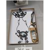Image 3 : 3 Vintage Designer Necklaces in Box