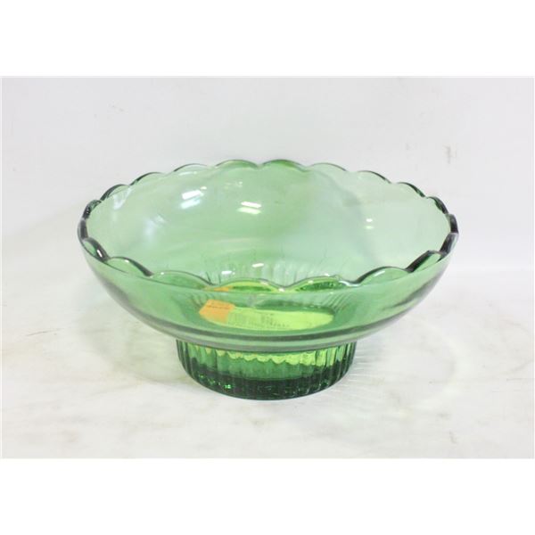VINTAGE 1950'S ED BRODY GREEN GLASS PEDISTAL DISH