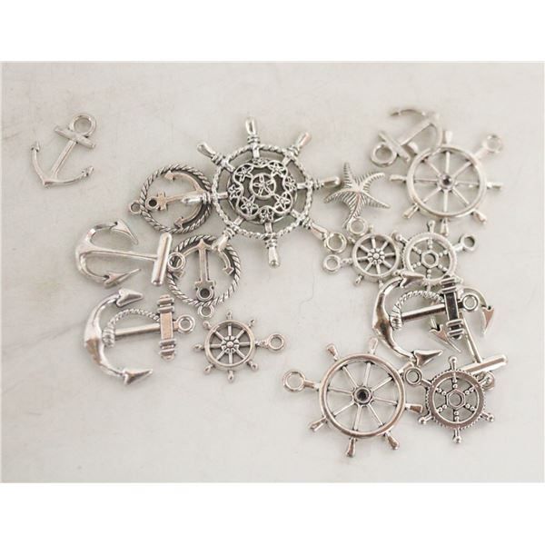 BAG OF ESTATE CHARMS