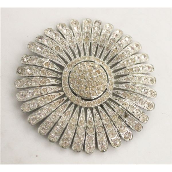 XL OLD VINTAGE BROOCH IN HBC BOX