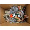 Image 4 : Christmas Ribbon, Christmas Throw Pillows, etc.