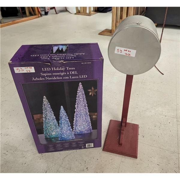 LED Holiday Tree Set and Mailbox Décor