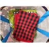 Image 5 : Christmas Hats, Stocking, Tablecloths, Placemats, etc.