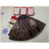Image 5 : Christmas Stockings, Tree Skirt, Present Labels, etc.