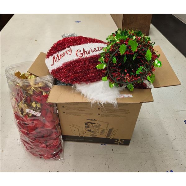 Christmas Décor Lot
