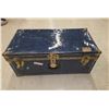 Image 1 : Blue Chest
