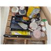 Image 4 : Pallet Lot of Paint and Painting Supplies