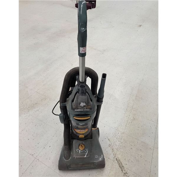 Dirt Devil Ultra Vision Vacuum Cleaner – Works