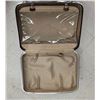 Image 3 : (2) Vintage Suitcases