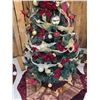 Image 2 : 6’ Decorated Christmas Tree