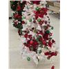 Image 3 : 5’ White Decorated Christmas Tree w/ Lights - Working