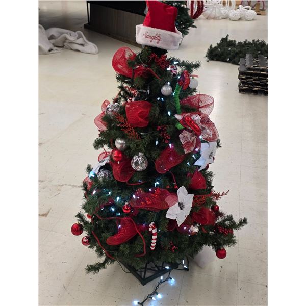 4’ Decorated Christmas Tree w/ Lights - Working