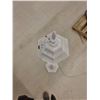 Image 3 : White Standing Light – Works