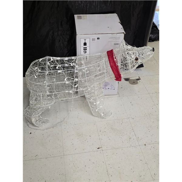 Light-Up Polar Bear Yard Décor, 26” – Working