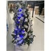 Image 3 : 6’ Decorated Christmas Tree w/ Lights