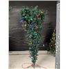 Image 1 : Upside-Down Christmas Tree w/ Lights (Multicoloured) – 8’ Tall