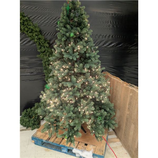 8’ Christmas Tree w/ Lights (realistic looking needles)