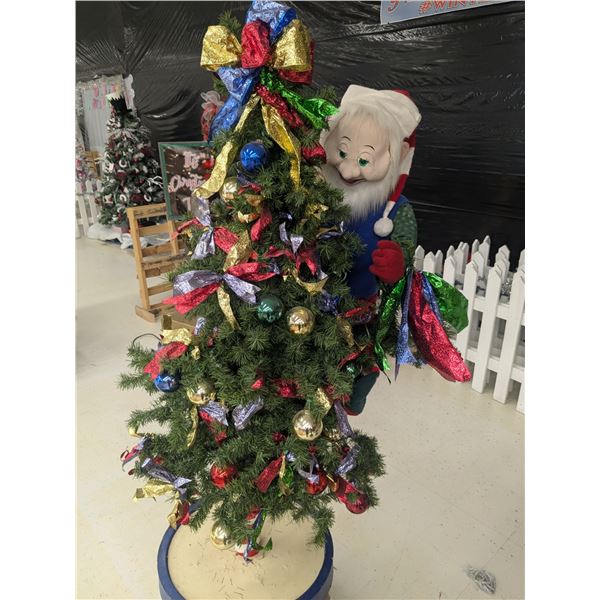 Motorized Elf on Tree (See Video) – 7’ Tall
