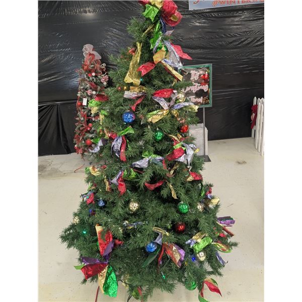 7’ Decorated Christmas Tree w/ Lights