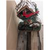 Image 6 : Pallet of Assorted Christmas Décor