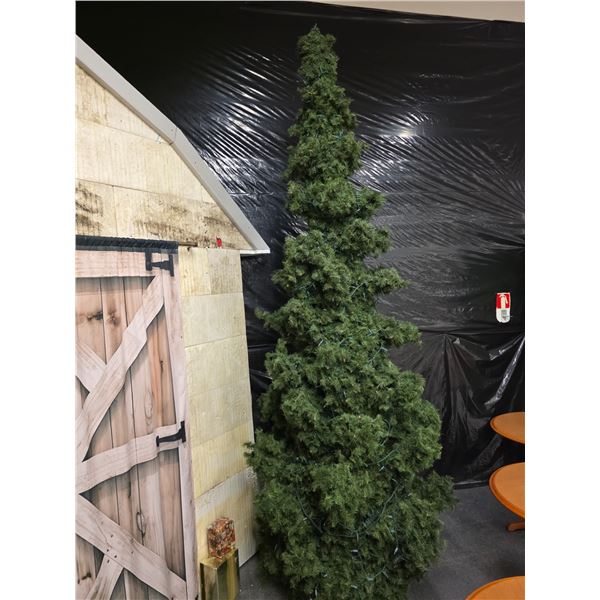 10’ Christmas Tree w/ Lights