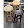 Image 1 : (3) Stools – up to 28” tall