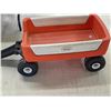 Image 2 : Little Tikes Plastic Wagon