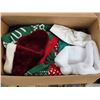 Image 3 : Box of Christmas Hats