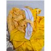 Image 2 : Box of Tablecloths & Fabric