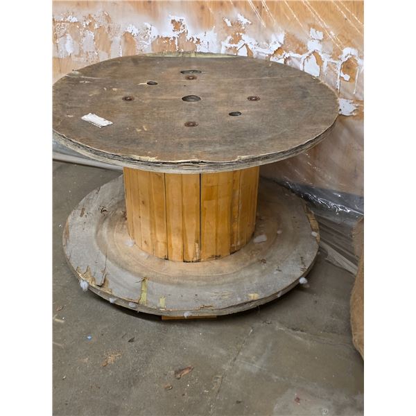 Large Wooden Wire Spool (Empty) – 4’ x 30”H